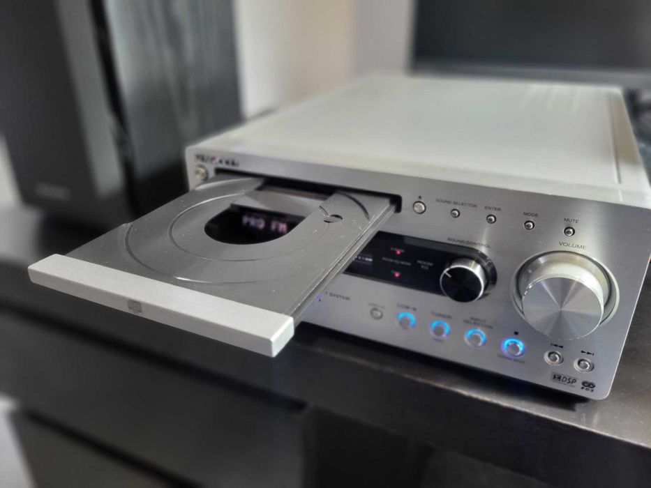 KENWOOD  model R-K701