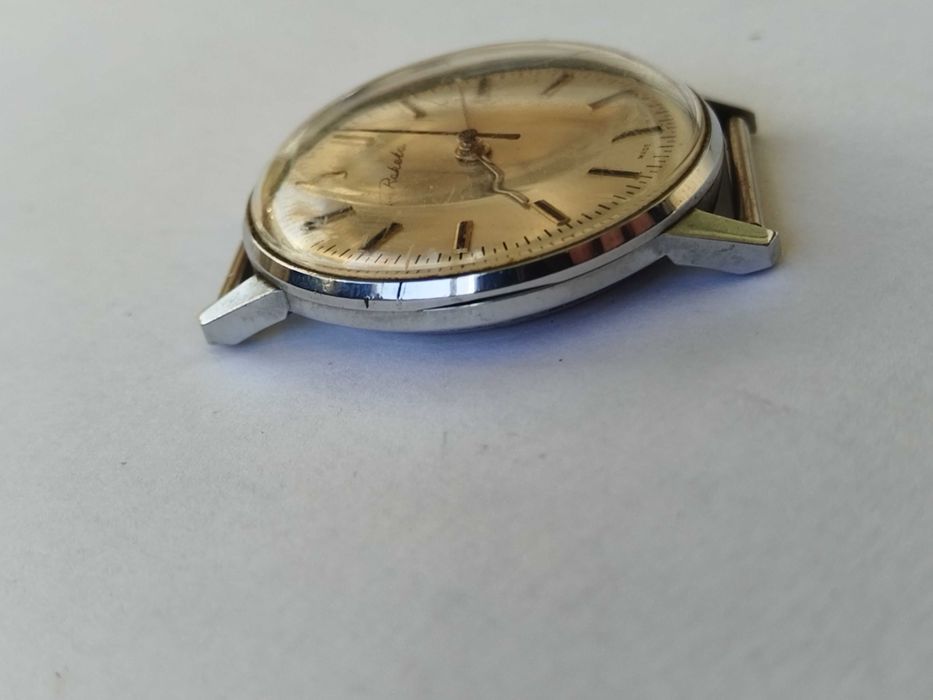 Колекционерски механичен часовник Raketa – Made in USSR (работещ)