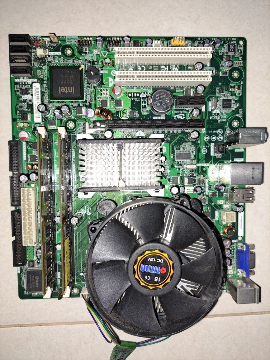 Placa de baza Intel DG31PR + CPU Intel E7200