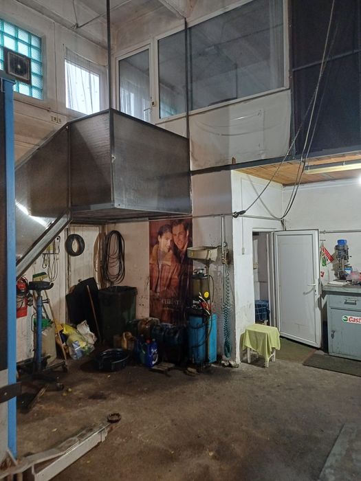 Spațiu comercial - service auto/vulcanizare