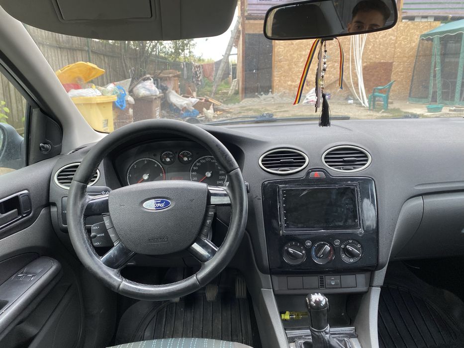 vand ford focus 2