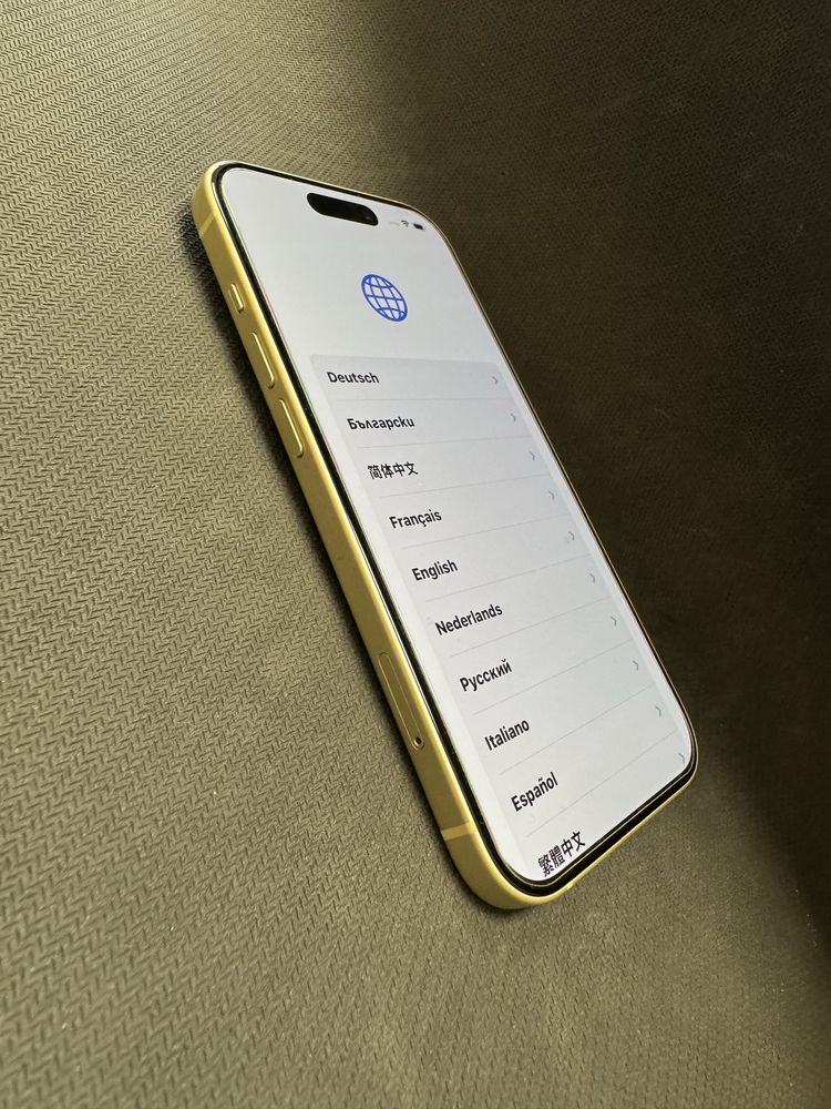 iPhone 15 128gb - заключен с iCloud, в отличен външен вид
