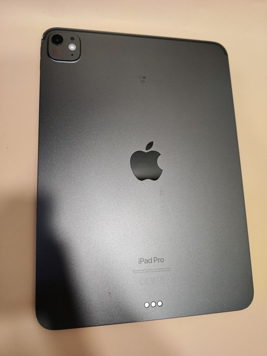 Hope Amanet P8 iPad Pro 11 M4 256GB baterie 90% wi-fi garanție !