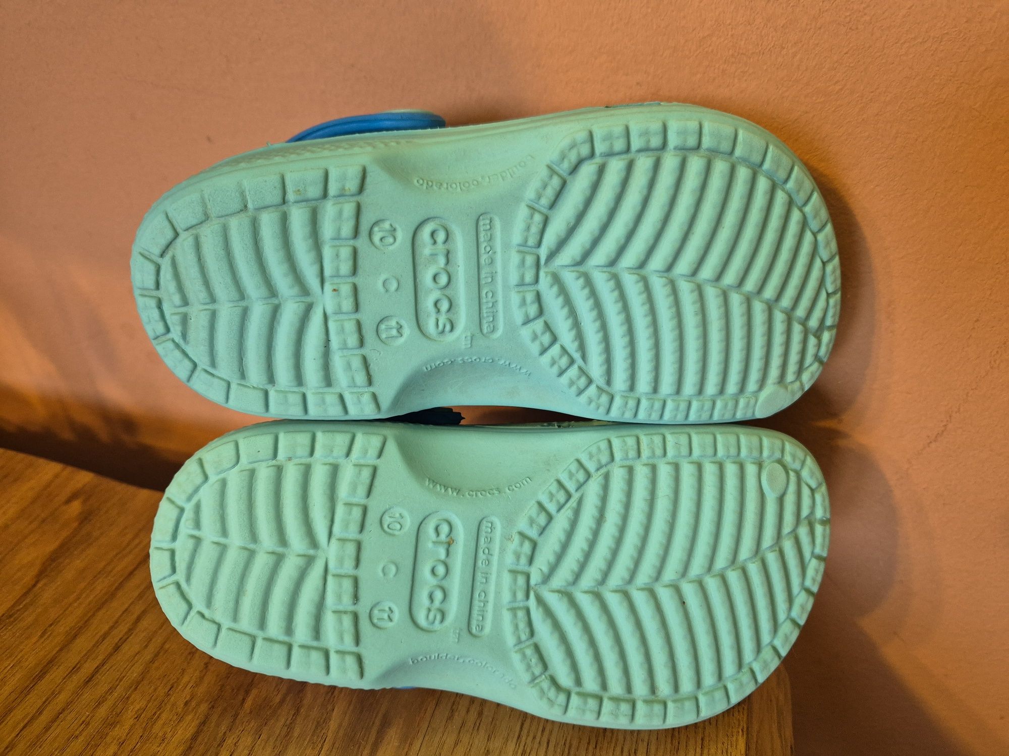 Papuci Crocs Finding Dory  C10-11 27-28