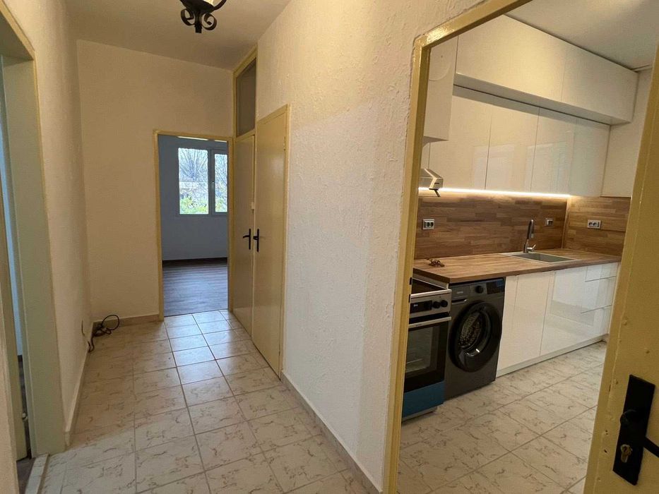 Продава се Тристаен апартамент в Пловдив, Въстанически - 87 кв.м за 1989 €/кв.м - Снимка #5