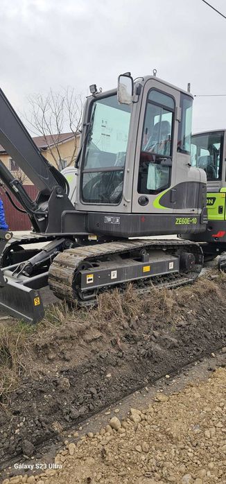 Miniexcavator Diesel pe Senile 2000 kg