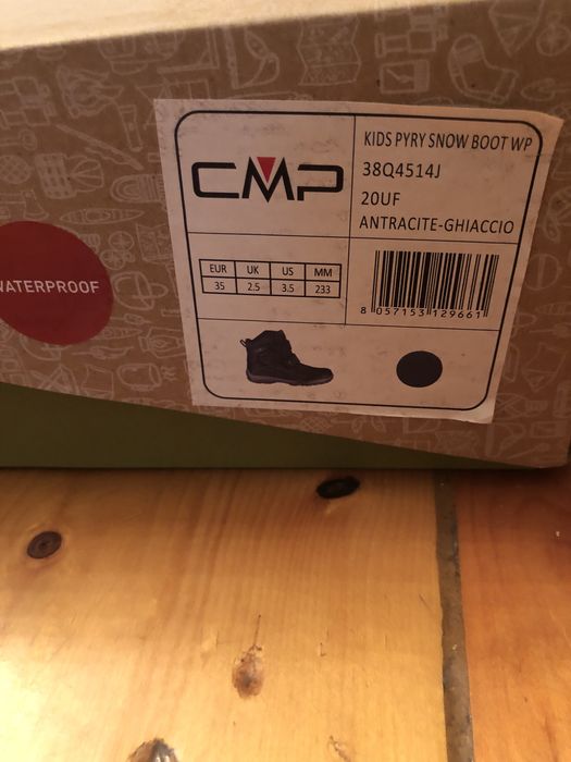 Теплые ботинки для подростка