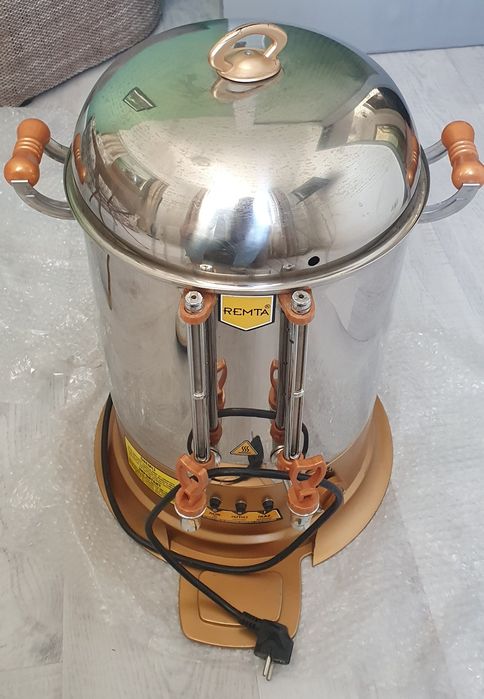 Fierbator Electric  capacitate 9L marca REMTA