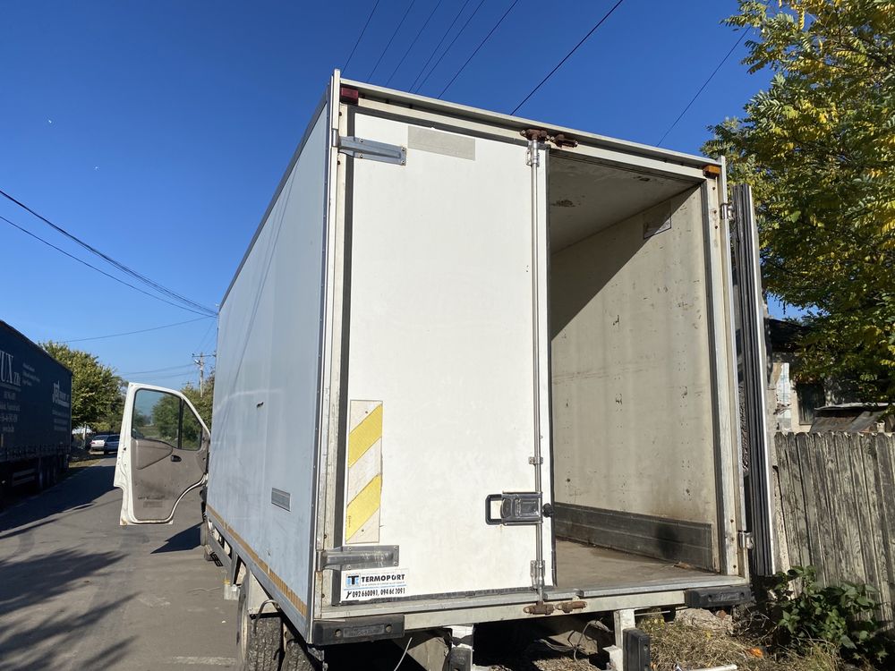 Dezmembrez Renault  Mascott