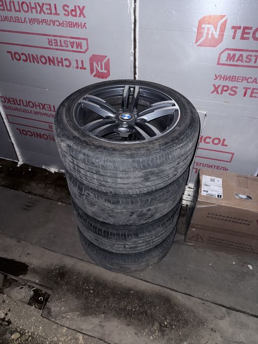 Продам диски бмв с резинов летней 225/50/17