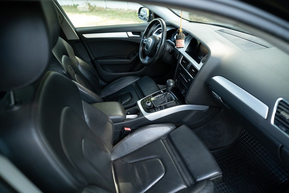 Vand Audi A4 B8 2.0 TDI 2010