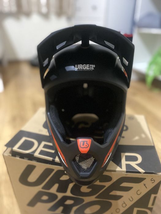 Каска Fullface Urge Deltar чернa