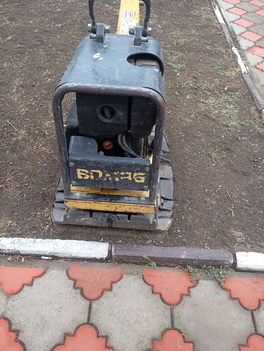 Виброплоча Bomag