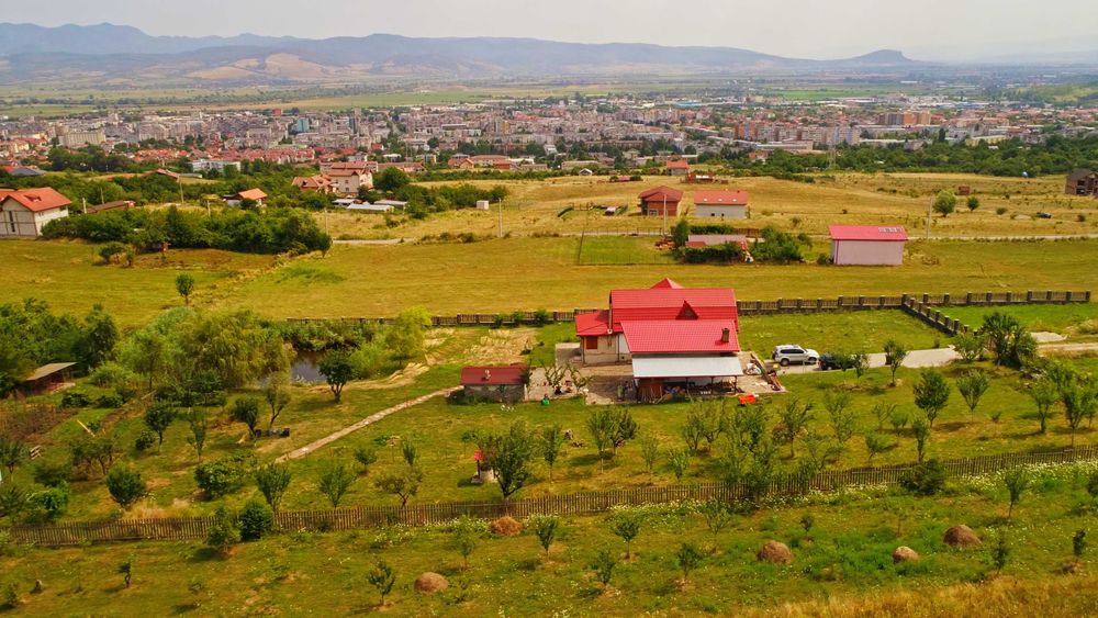 Vând casă  în municipiul Deva, județ Hunedoara