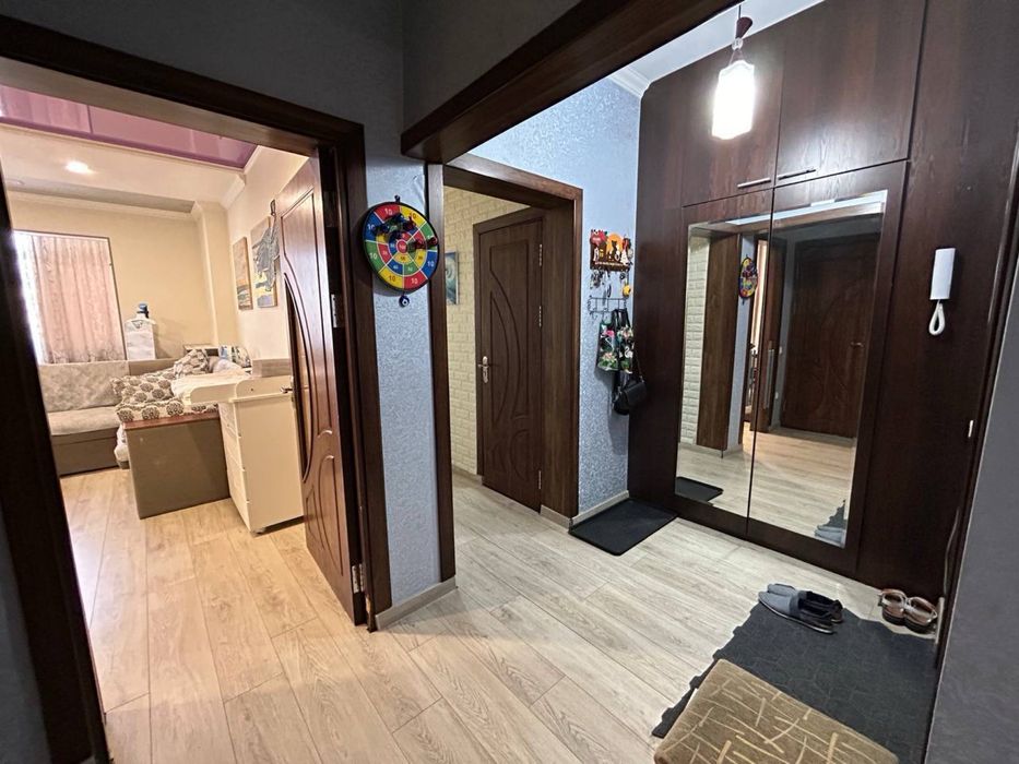 Продается 3х ком квартира. Метро айбек. Ултца Афросиаб 3/6/9