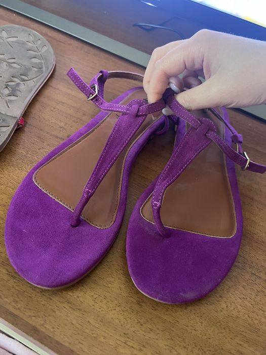 Vand 2 perechi sandale - 39