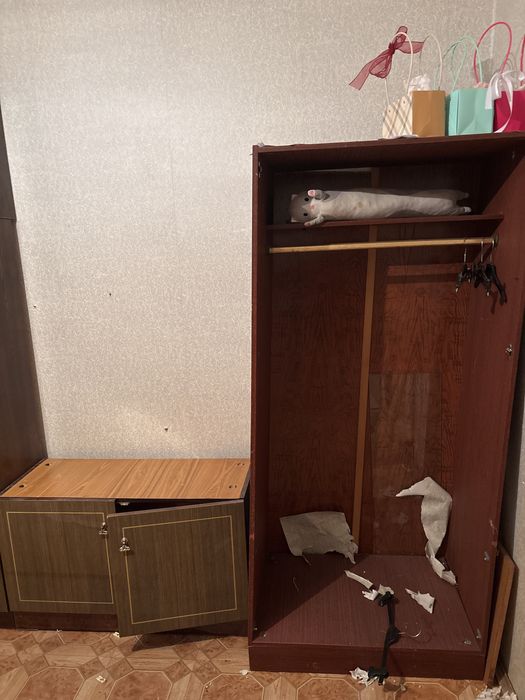 Мебель шкафы и тд