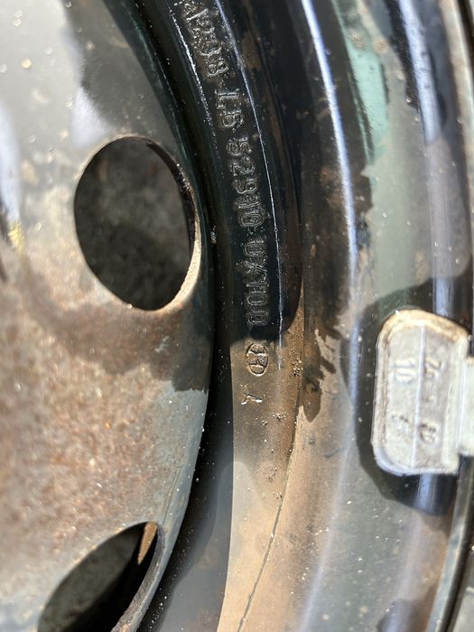 4х100 14  оргинални железни джанти за хюндай