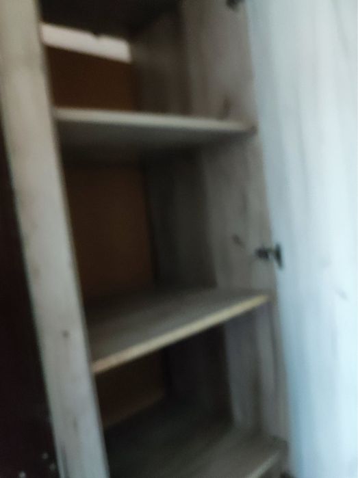 Гардероб трикрилен с огледало