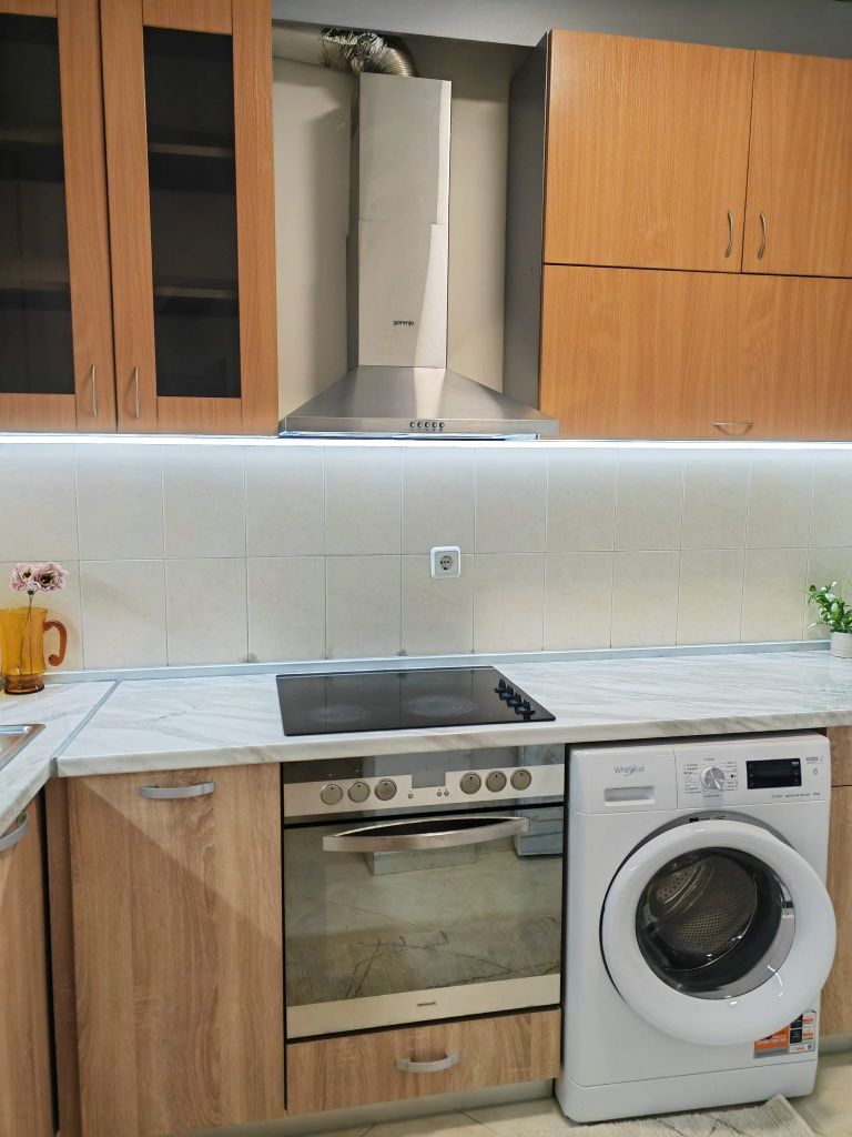 Дава се под наем Тристаен апартамент в София, Красно село - 125 кв.м за 800 € - Снимка #4