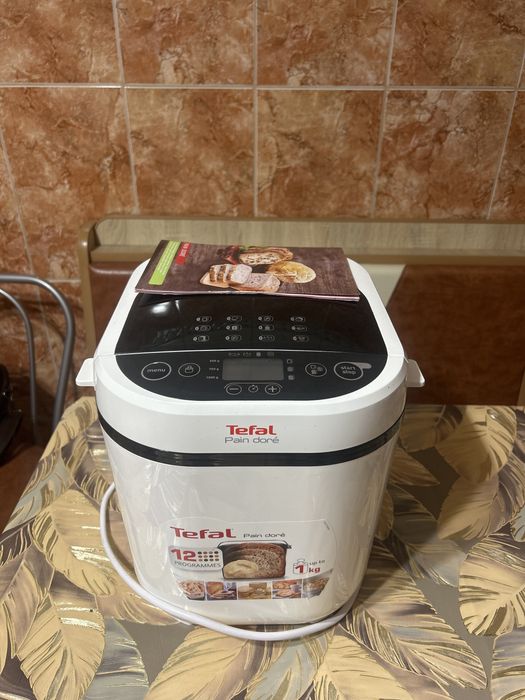 Masina de paine Tefal, noua