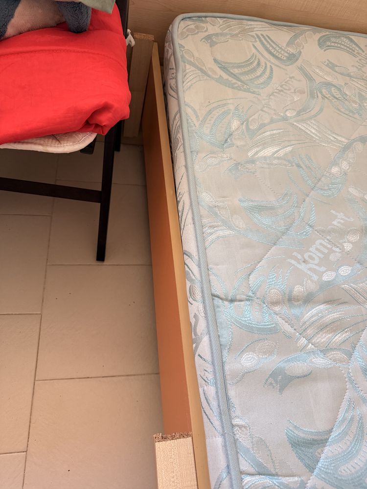 Двойно легло с матрак
