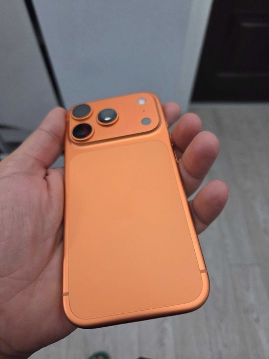 Iphone 17 pro 256gb orange