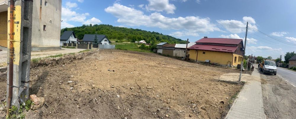 Teren de închiriat în centrul localității Helegiu, județul Bacău