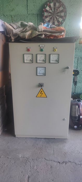 Щит распределительный АВР