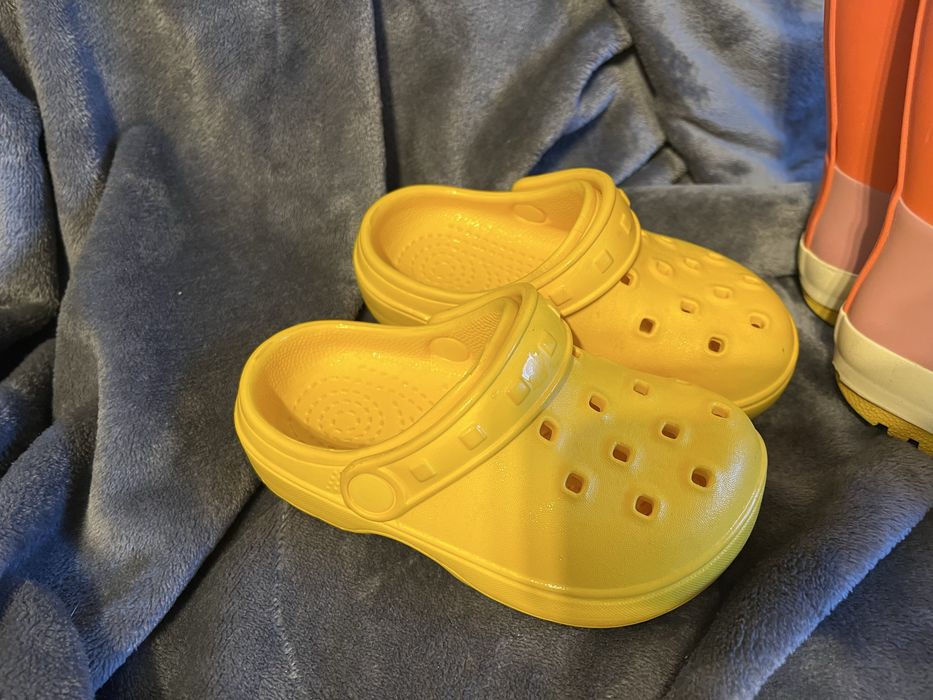 обувки, пантофи 24 размер