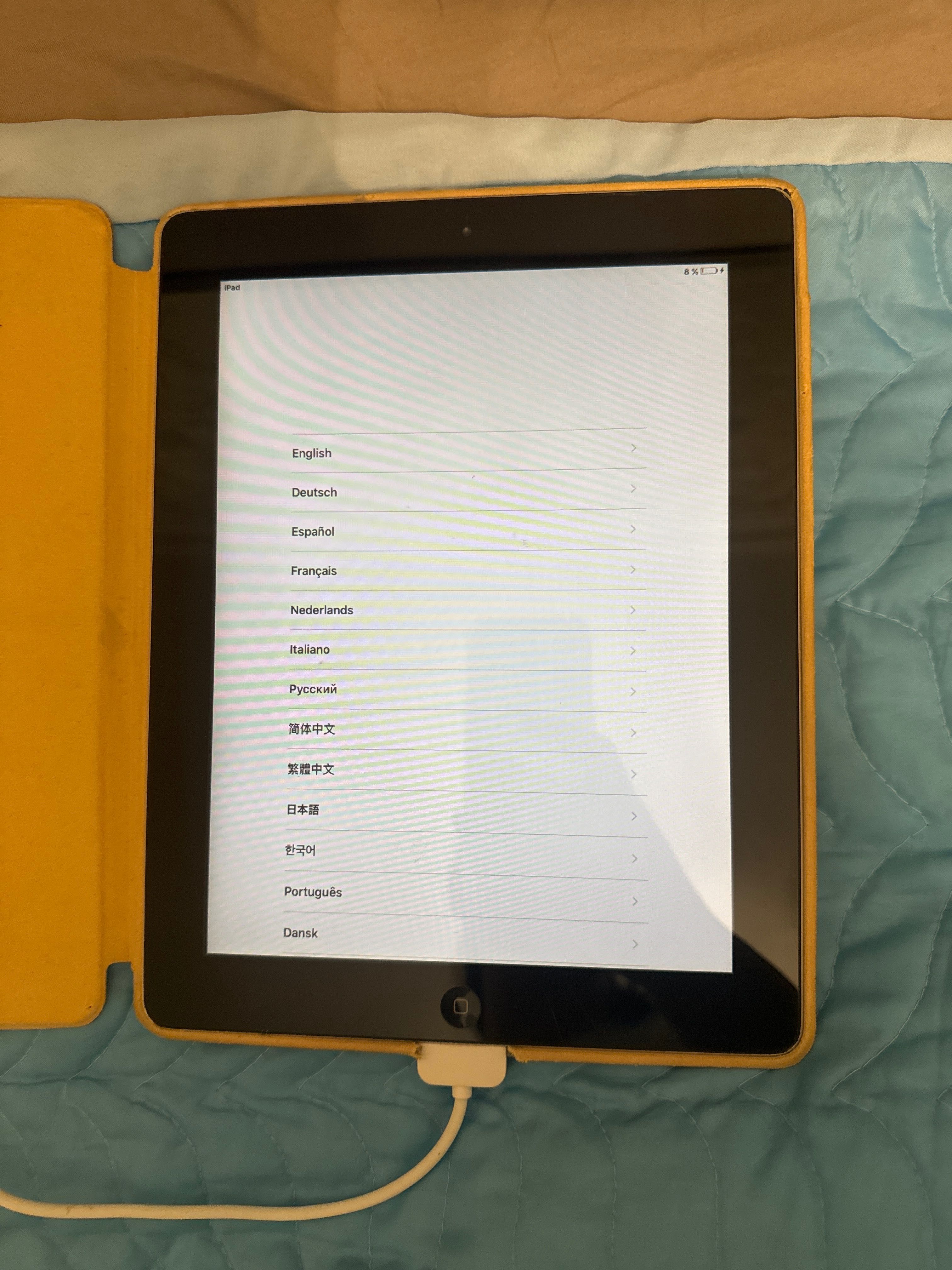 iPad 2 б/у в хорошем состоянии