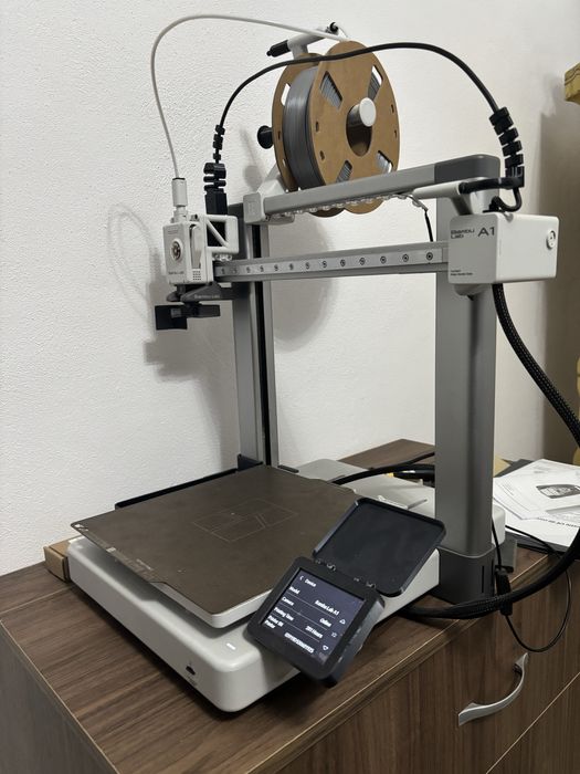 Bambu lab a1. cu bmcu si acessori  devrezerva