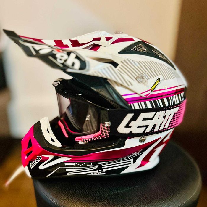 Casca Airoh Aviator 2.3 NOVAK Chrome Pink