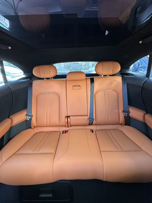 Xiaomi YU 7 yangi 2025 AWD