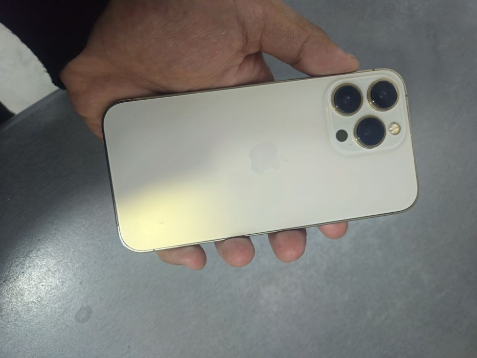 Продается iphone 13 pro