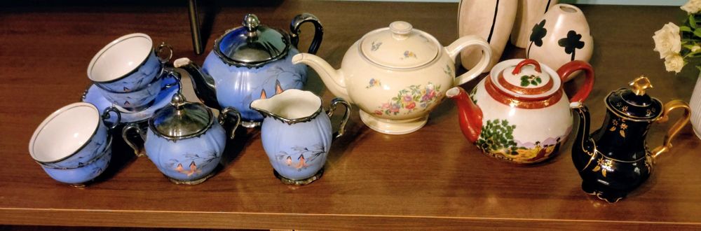 Ceainic ceramica vintage, zaharnita, cana lapte, cesti, farfurii set