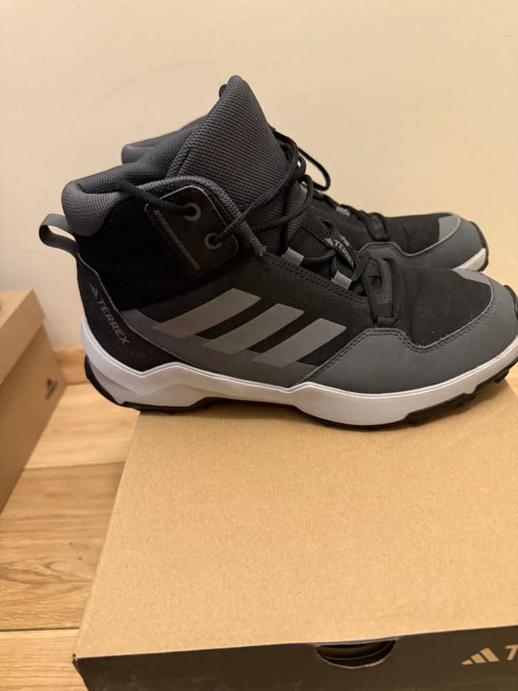 Зимни боти Adidas Terrex