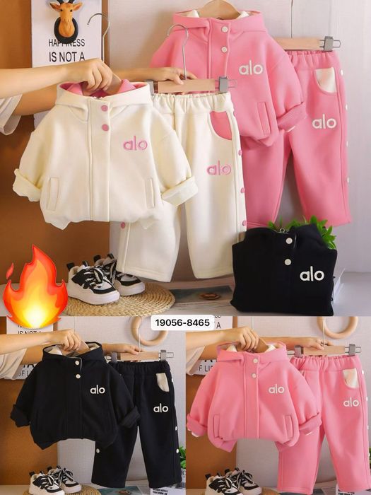 Bolajonlar uchun brend kiyimlar optim narxda