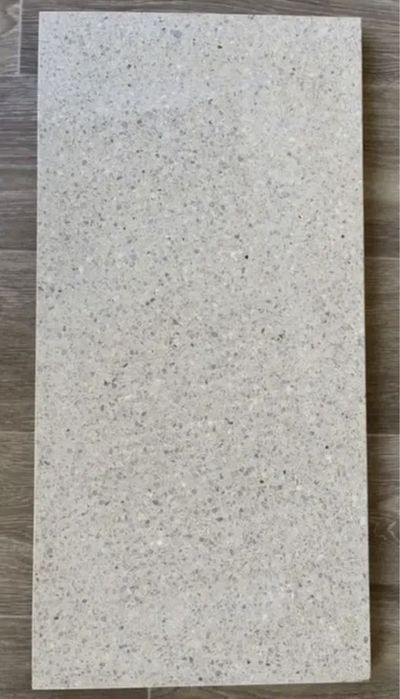 Плитка агломератная