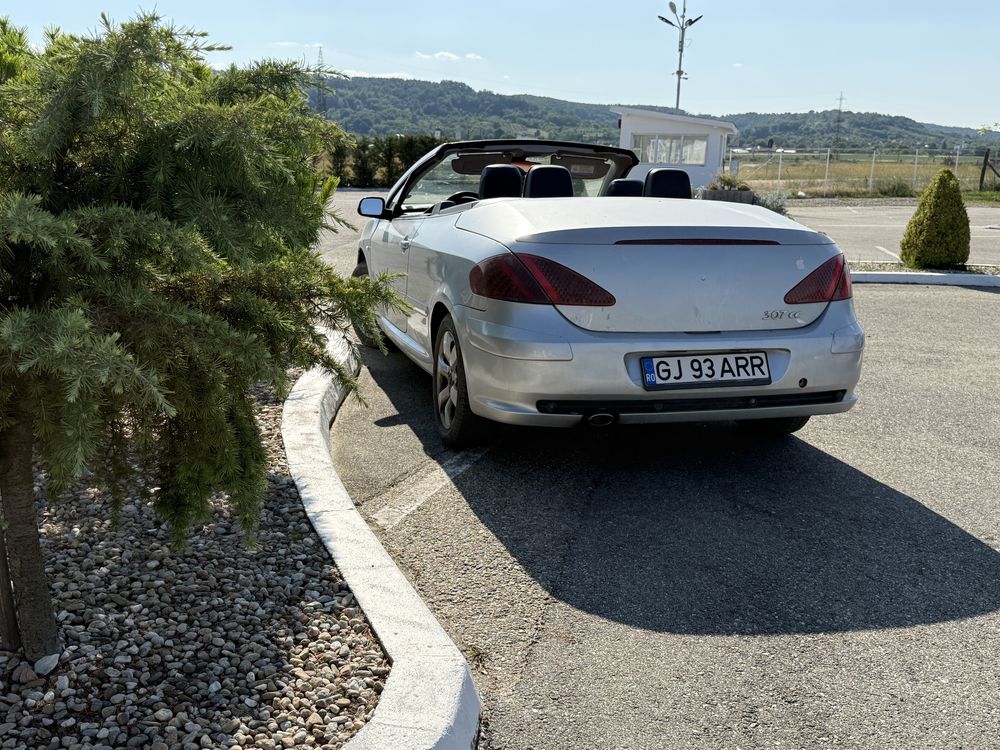 Vindem Peugeot 307cc