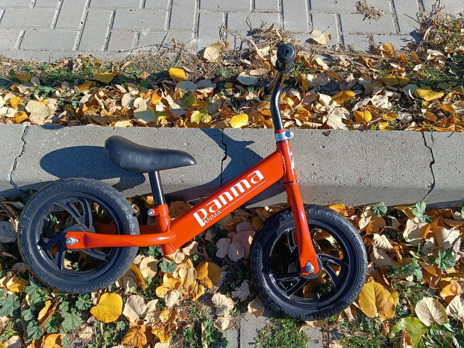 Баланс байк колело без педали Червено