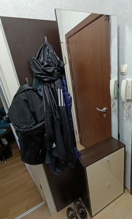 Портмано за малък коридор/антре! !