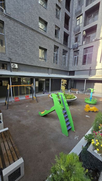 СРОЧНО ЖК Black Tower квартира студия в центре города.