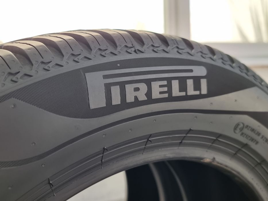 205/55/16 Pirelli 2Броя: 150лв 7мм