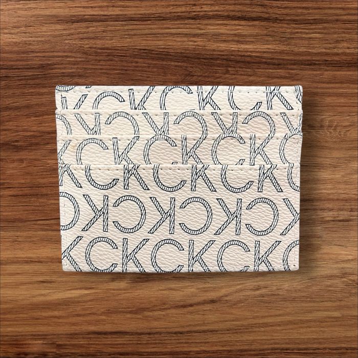 Portofel Calvin Klein de carduri