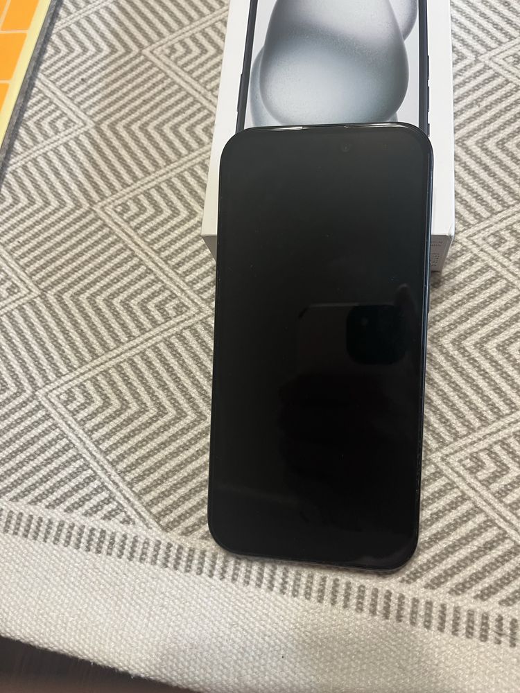 Iphone 15/ 128 ГБ! Като нов!