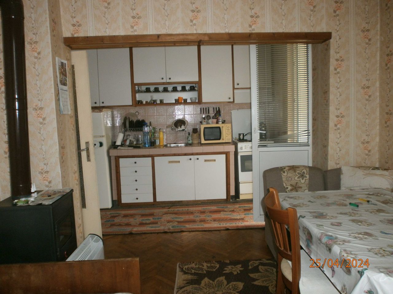 Продава се Тристаен апартамент в Плевен, Дружба 1 - 103 кв.м за 495 €/кв.м - Снимка #4