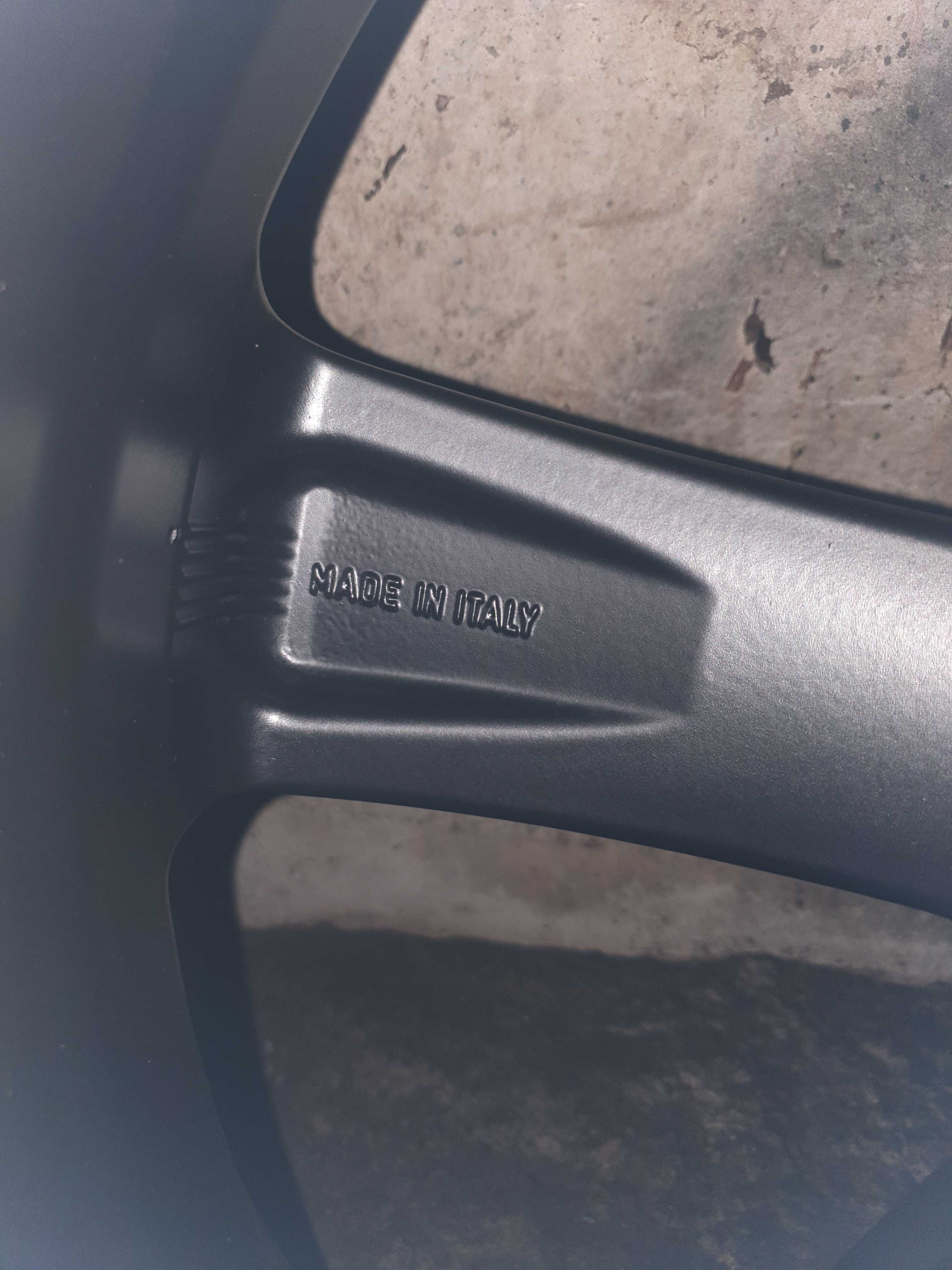 Ауди 19-ки 19 5x112 Audi Rotor (AVUS AF10) 8,5J ET45 Rotor Style