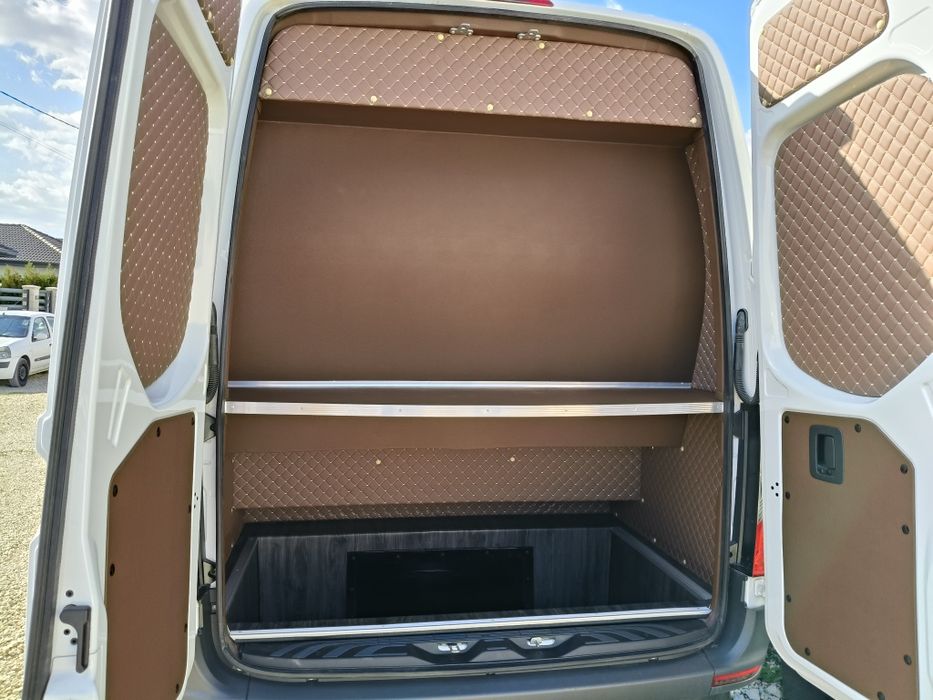 MRR Confort Travel – Închirieri microbuze , Oradea
Călătorește