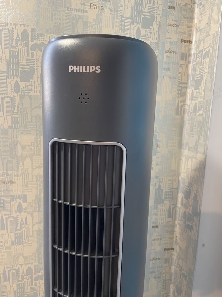 Неизползван вентилатор! В отлично състояние- Philips CX5535